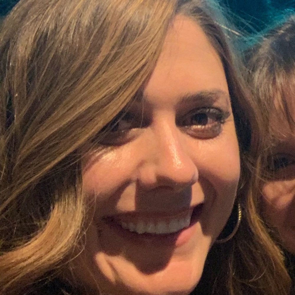 Meet your Posher, Stacie